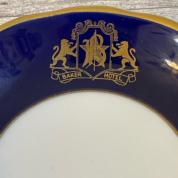 Baker Hotel Trinket Dish Syracuse China. Mineral Wells or Dallas Texas - Picture 2 of 5